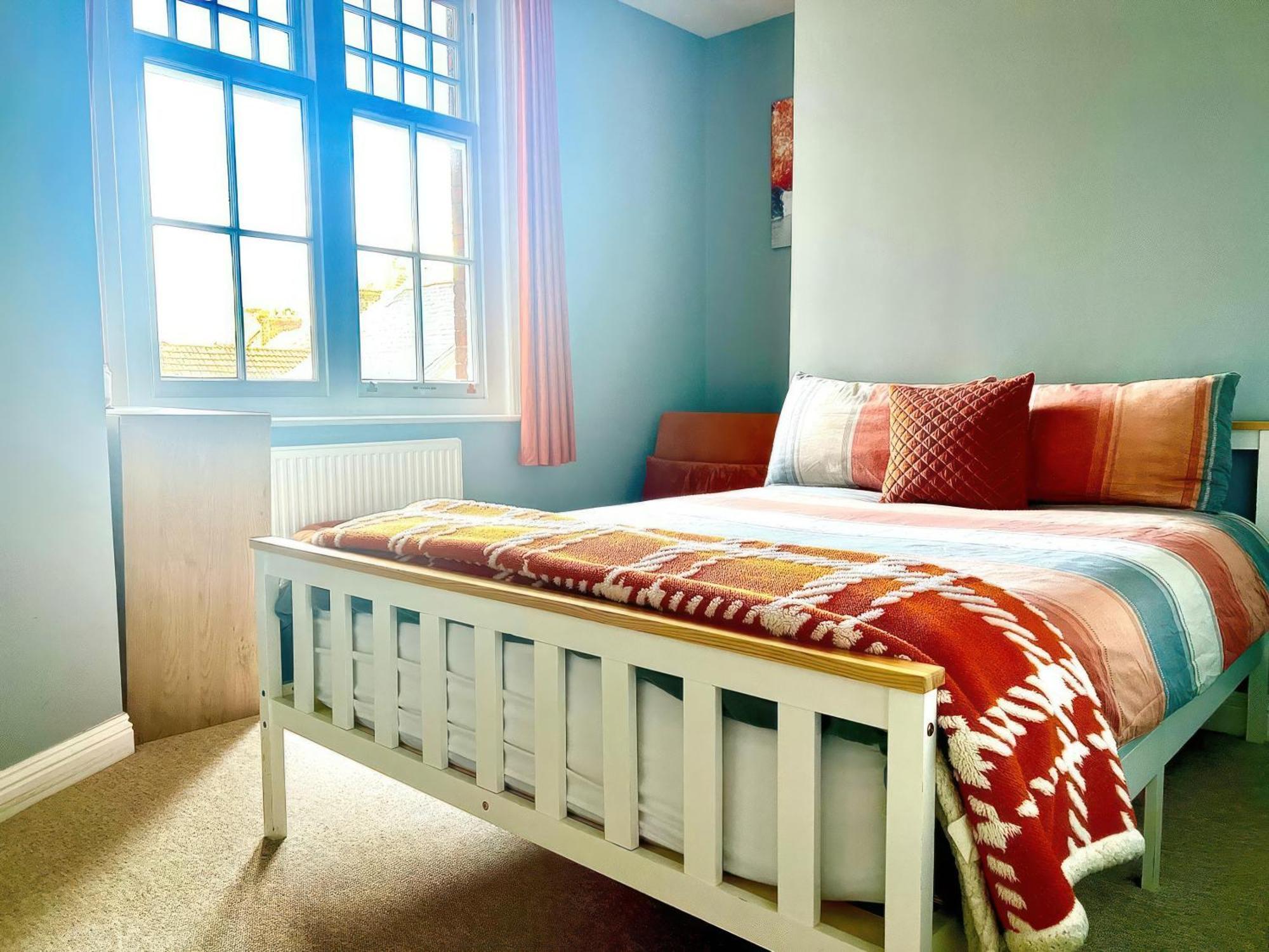 Lovely 2 Bed 2 Bath Flat With Free Parking Poole Bagian luar foto